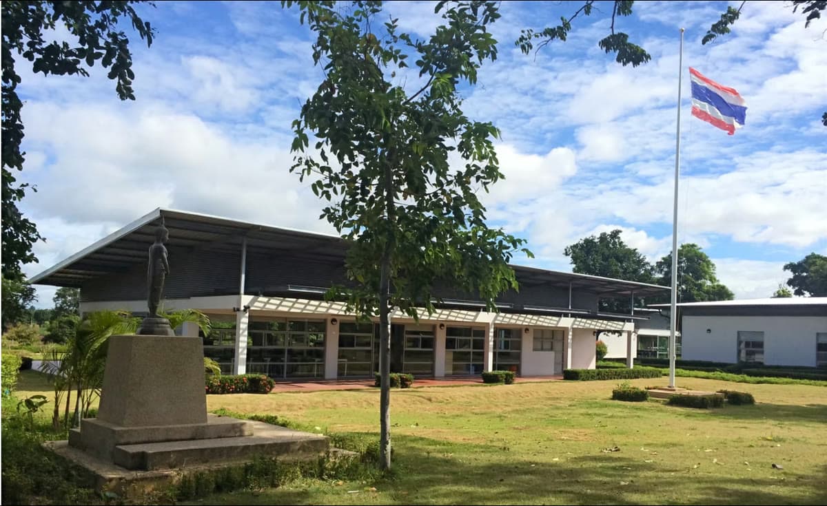 Students at the Foundation school